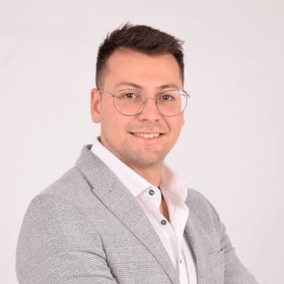 Iván Lucchesi Van Brussel